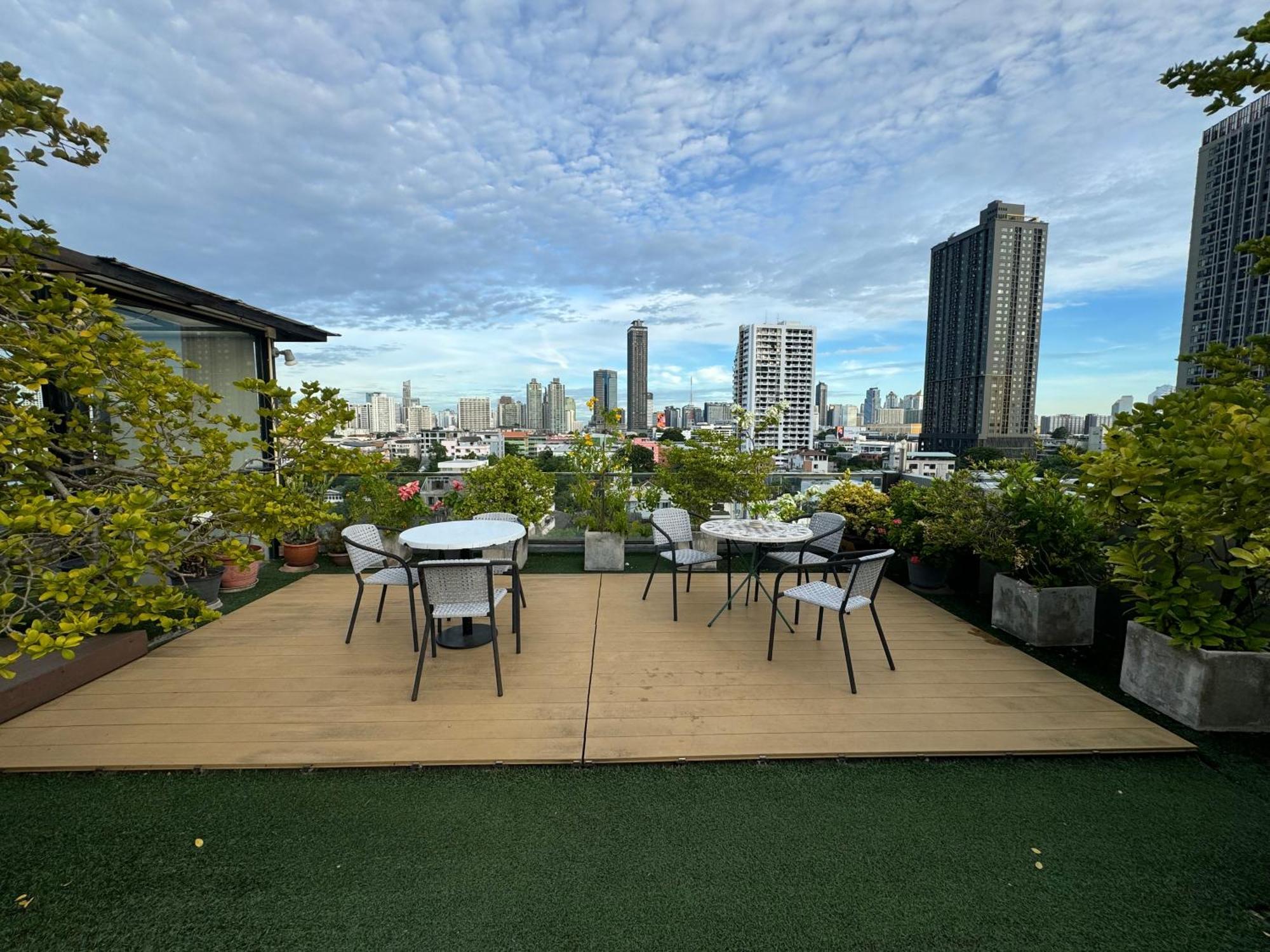 W8 Condo, Top Floor Luxe 3 Bedroom Penthouse, Hip Central Bangkok Area, 5 Mins From Thonglo Bts Station Banguecoque Exterior foto
