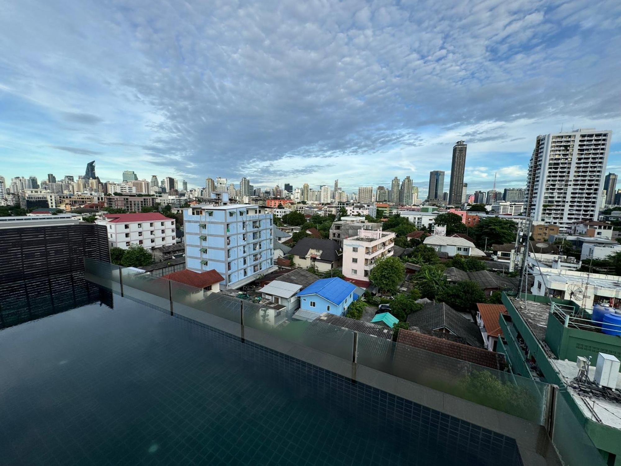 W8 Condo, Top Floor Luxe 3 Bedroom Penthouse, Hip Central Bangkok Area, 5 Mins From Thonglo Bts Station Banguecoque Exterior foto